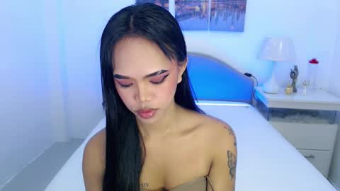 analisa online show from October 2025 06:43:01 PM