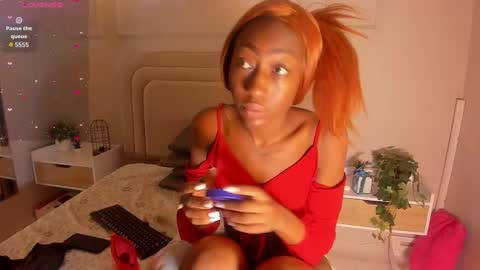 anamonroee online show from September 2025 11:33:01 AM