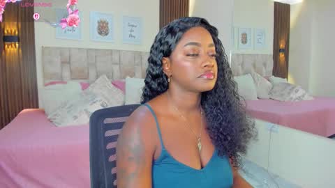 Snapshot of ananya_kay01 chatting on October 2025 10:53:02 PM A N A my connection hours are from 600 pm to 12 pm Colombian time online show from October 2025 10:53:02 PM