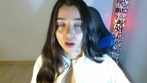 Snapshot of anarosse__ chatting on April 2026 02:22:02 AM ana 3 online show from April 2026 02:22:02 AM