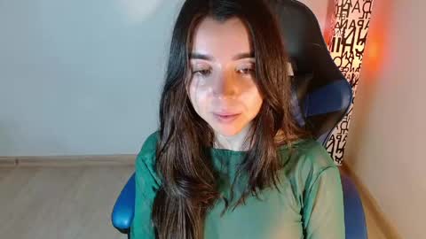 Snapshot of anarosse__ chatting on May 2026 12:49:01 AM ana 3 online show from May 2026 12:49:01 AM