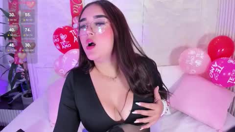 Snapshot of anasha21 chatting on February 2026 04:31:01 AM Anasha online show from February 2026 04:31:01 AM