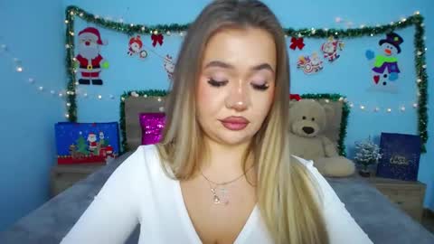 Snapshot of anastacyyellig chatting on December 2024 05:02:01 AM anastacyyellig online show from December 2024 05:02:01 AM