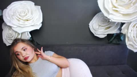 Snapshot of anastacyyellig chatting on September 2025 02:27:01 PM anastacyyellig online show from September 2025 02:27:01 PM