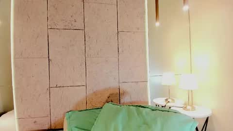 anastasia online show from October 2025 04:35:02 AM