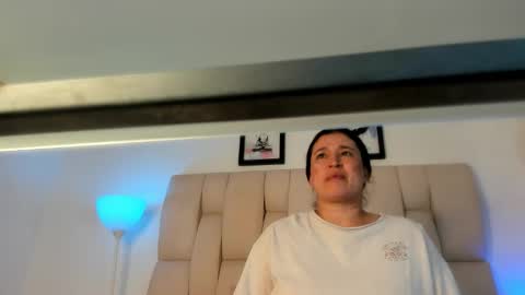 Snapshot of anastassia_29 chatting on May 2026 10:33:02 AM anastassia_29 online show from May 2026 10:33:02 AM
