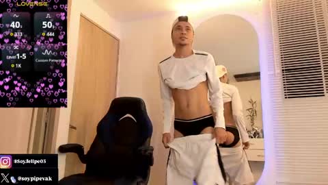 Snapshot of ander_bisex chatting on April 2026 04:21:02 AM Ander online show from April 2026 04:21:02 AM