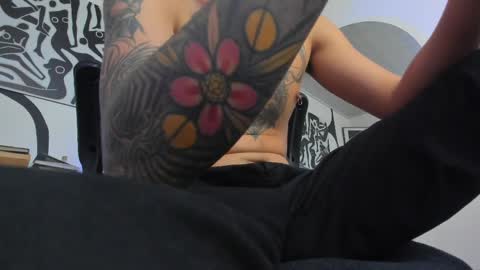 Andrs   -                   online show from March 2026 12:17:02 AM