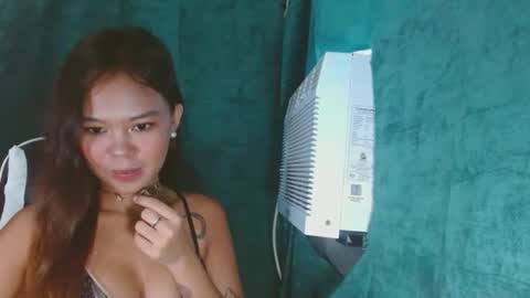 andiaprecious_ online show from April 2026 05:29:02 AM