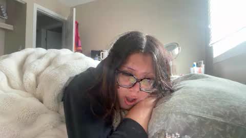 Snapshot of anditspinkxo chatting on May 2026 09:33:01 PM anditspinkxo online show from May 2026 09:33:01 PM