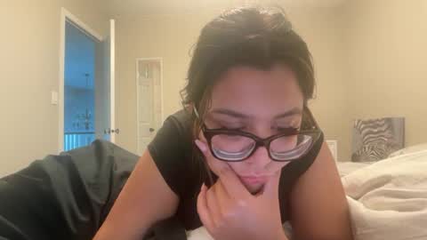 anditspinkxo online show from July 2026 02:32:01 AM