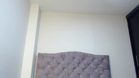 Andras online show from September 2025 02:33:01 AM