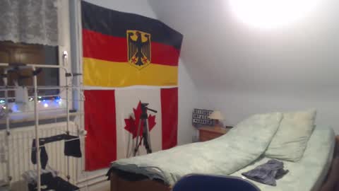 Snapshot of andre124231 chatting on December 2024 09:06:02 PM Andre online show from December 2024 09:06:02 PM