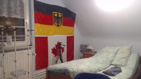 Snapshot of andre124231 chatting on December 2024 09:33:02 PM Andre online show from December 2024 09:33:02 PM