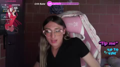 Snapshot of andrea_camila chatting on February 2026 09:54:01 PM Andrea online show from February 2026 09:54:01 PM