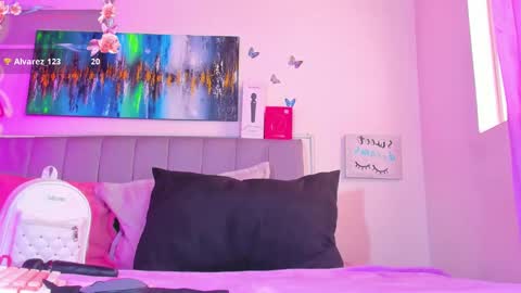 Snapshot of andrea_flow chatting on March 2026 03:18:01 PM Andrea online show from March 2026 03:18:01 PM