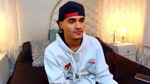 Andreao online show from July 2026 02:49:02 PM