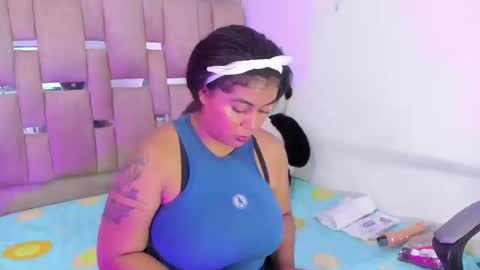 Snapshot of andreasweet2 chatting on September 2025 08:01:01 PM A n d r e a S w e e t online show from September 2025 08:01:01 PM