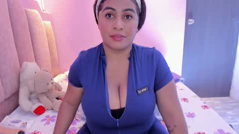 Snapshot of andreasweet2 chatting on September 2025 09:31:02 PM A n d r e a S w e e t online show from September 2025 09:31:02 PM
