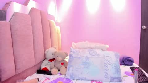 A n d r  e a S w e e t  online show from December 2025 08:35:01 PM