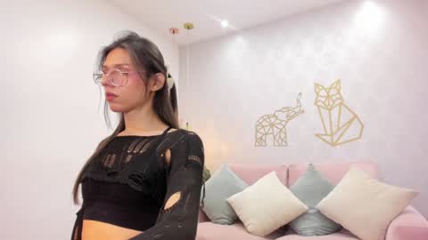 Snapshot of andrecastaneda chatting on February 2025 08:24:01 AM Andre Castaneda online show from February 2025 08:24:01 AM