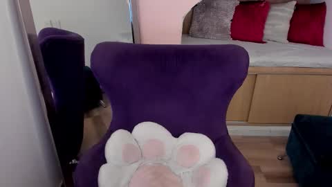 Snapshot of andrecastaneda chatting on November 2025 11:43:01 AM Andre Castaneda online show from November 2025 11:43:01 AM