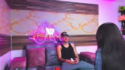 andrees_s online show from April 2026 07:51:01 PM