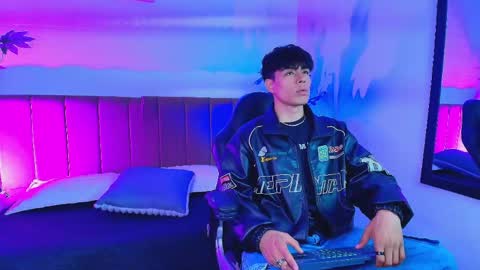 andreew_style_ online show from April 2026 09:20:02 PM