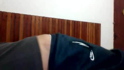 Snapshot of andreloko123 chatting on May 2026 10:06:02 PM andreloko123 online show from May 2026 10:06:02 PM