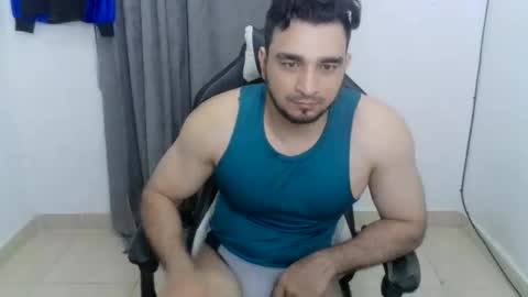 Snapshot of andres180950734 chatting on May 2026 01:00:02 AM andres180950734 online show from May 2026 01:00:02 AM