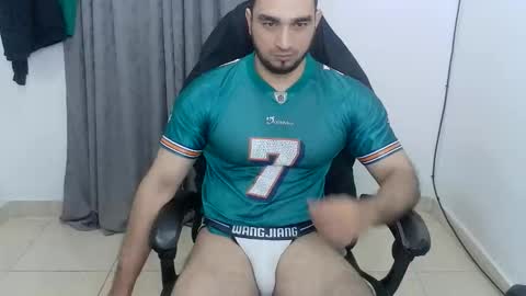 Snapshot of andres180950734 chatting on June 2026 10:50:02 AM andres180950734 online show from June 2026 10:50:02 AM
