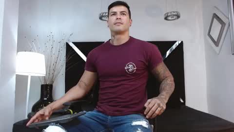 insta andres clark  online show from February 2025 06:04:02 PM