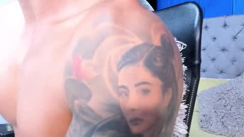 insta andres clark  online show from October 2025 06:05:01 PM