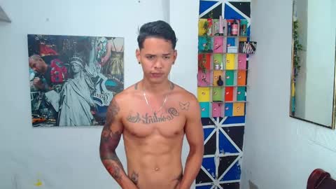 andres_santos777 online show from May 2026 05:18:01 PM