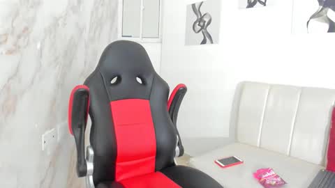 ANDRES  online show from October 2025 05:05:01 AM