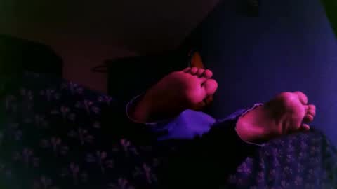 andrescaraballo18 online show from October 2025 05:04:01 AM