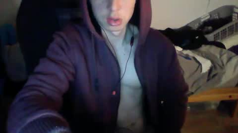 Snapshot of andresse_lat chatting on March 2026 07:36:01 AM andresse_lat online show from March 2026 07:36:01 AM