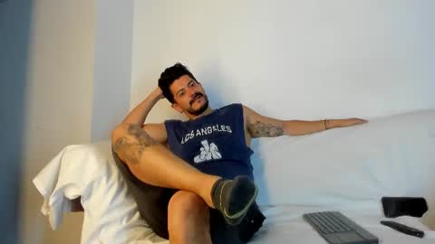 Snapshot of andressmith__ chatting on July 2026 12:35:01 AM Andres online show from July 2026 12:35:01 AM