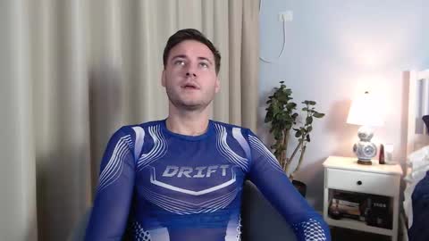 Snapshot of andrew2305 chatting on September 2025 04:55:02 PM Justin Andrew online show from September 2025 04:55:02 PM