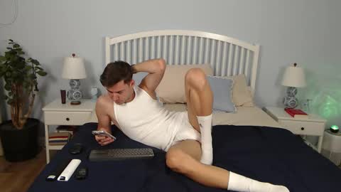 Snapshot of andrew2305 chatting on October 2025 08:55:02 AM Justin Andrew online show from October 2025 08:55:02 AM