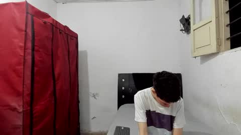andrew_2811 online show from May 2026 12:26:01 AM