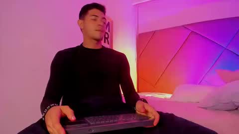 Colleman online show from September 2025 03:54:01 AM