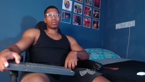 Snapshot of andrew_hoult chatting on December 2024 09:17:01 PM Andrew online show from December 2024 09:17:01 PM