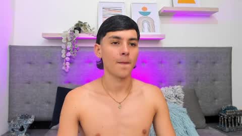 Snapshot of andrew_restrepo chatting on April 2026 04:38:02 PM andrew restrepo online show from April 2026 04:38:02 PM