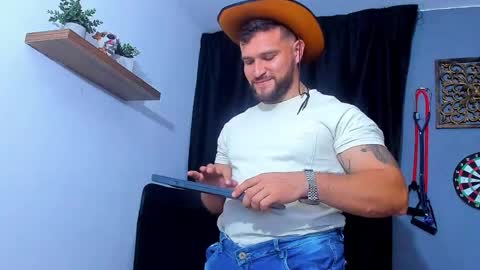 Andrew Diaz online show from April 2026 06:38:02 AM