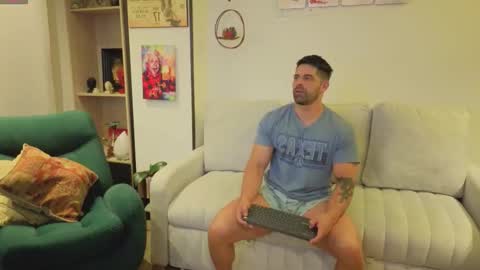 Andrew online show from March 2026 02:35:01 AM