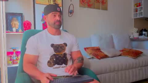 Snapshot of andrewfame chatting on July 2026 01:58:02 PM Andrew online show from July 2026 01:58:02 PM