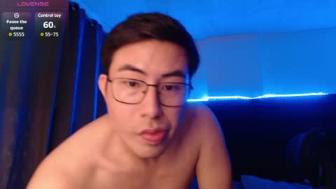 Snapshot of andrewmhilton_ chatting on July 2026 05:48:01 AM andrewmhilton_ online show from July 2026 05:48:01 AM