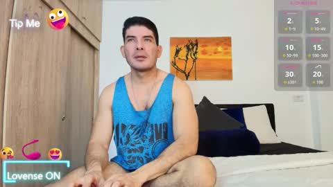 Snapshot of andrewstelee chatting on October 2025 12:00:01 AM andrewstelee online show from October 2025 12:00:01 AM