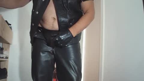 andrex_leather online show from May 2026 06:09:01 PM